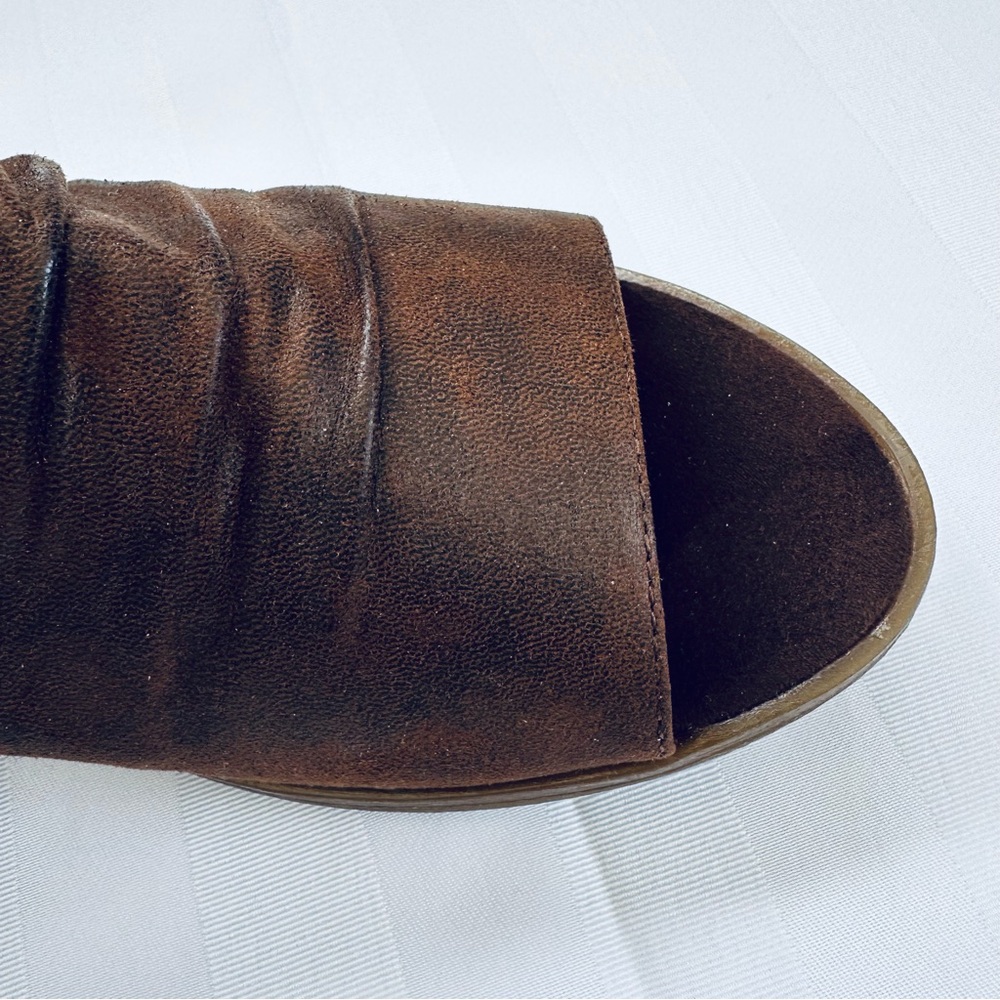Open Toe Sandals - Picture 8 of 13